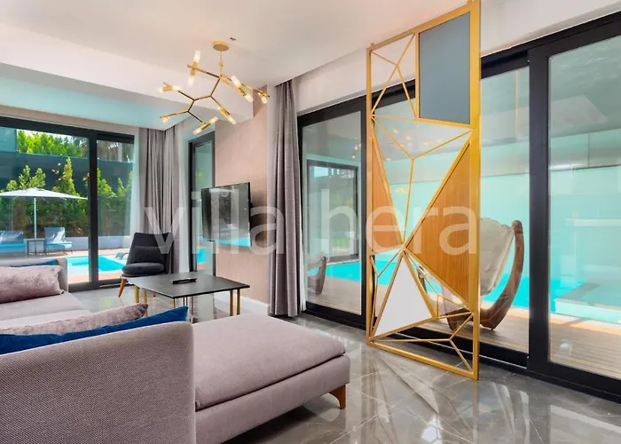 Hera Hisaronu/ Oludeniz/ * Fethiye