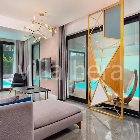 Hera Hisaronu/ Oludeniz/ * フェティエ